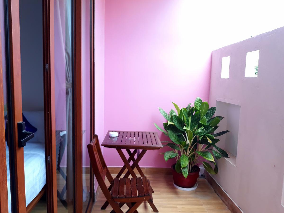 Pink House Homestay Хоян Екстер'єр фото